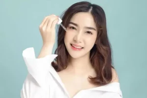 Serum yang Ampuh Lawan Penuaan dan Bikin Kulit Wajah Selalu Kencang