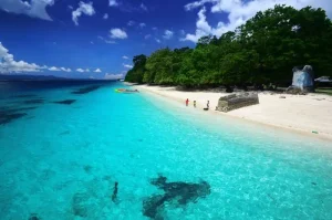 8 Tempat Wisata di Ambon Paling Hits dan Eksotis